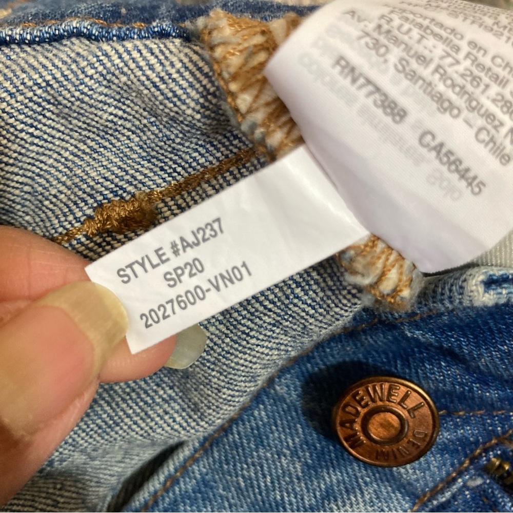 🐲💙 Madewell High-Rise Denim Shorts - Picture 8 of 11